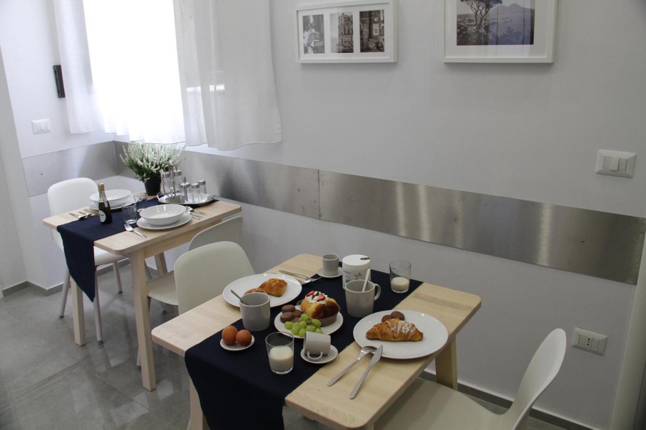 ナポリ Casa Franzese Bed & Breakfast エクステリア 写真